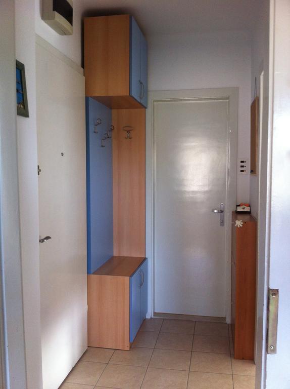 Nina, Apartment In City Centre Сплит Номер фото